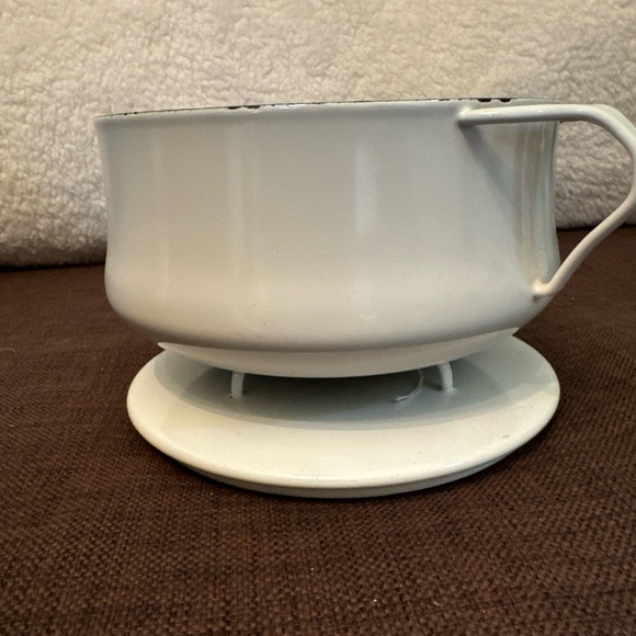 Dansk Kobenstyle France IHQ Tan Enamel Covered Qt Casserole